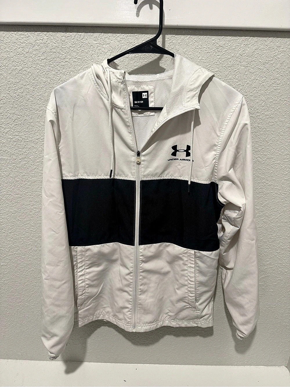 Under Armour Color Block Hooded Jacket Size Medium